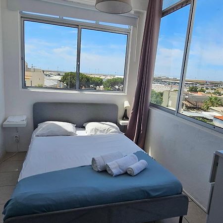 פארו Blife Marya Private Rooms - Airport Stay חדר תמונה