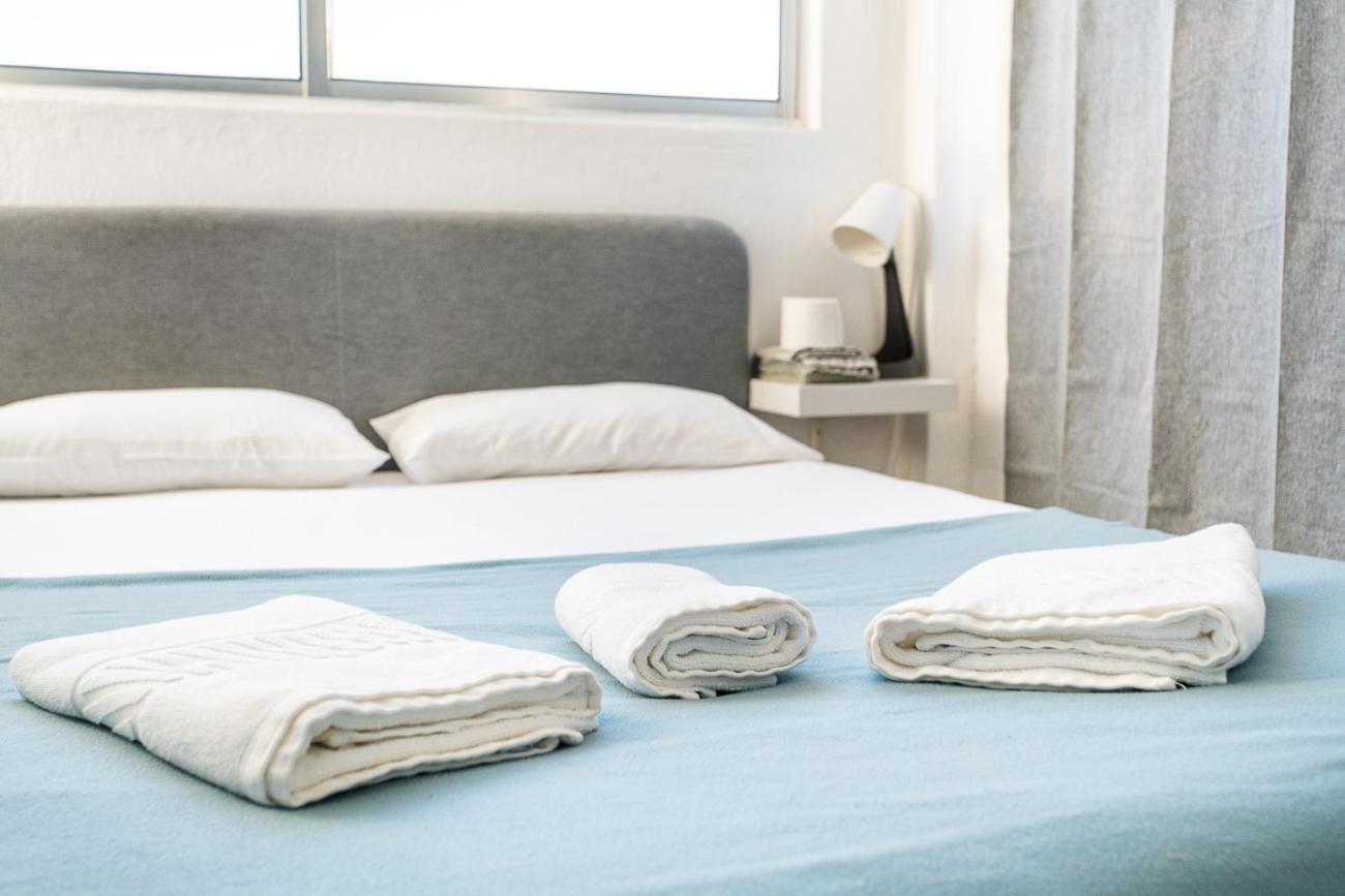 פארו Blife Marya Private Rooms - Airport Stay מראה חיצוני תמונה