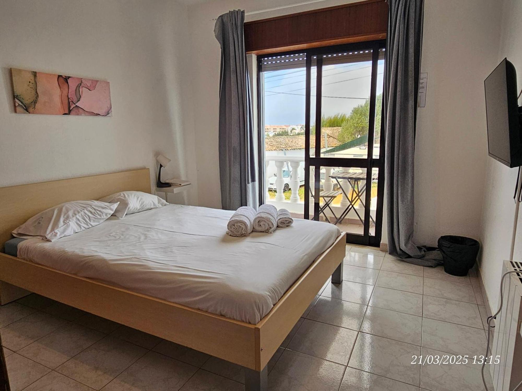 פארו Blife Marya Private Rooms - Airport Stay חדר תמונה